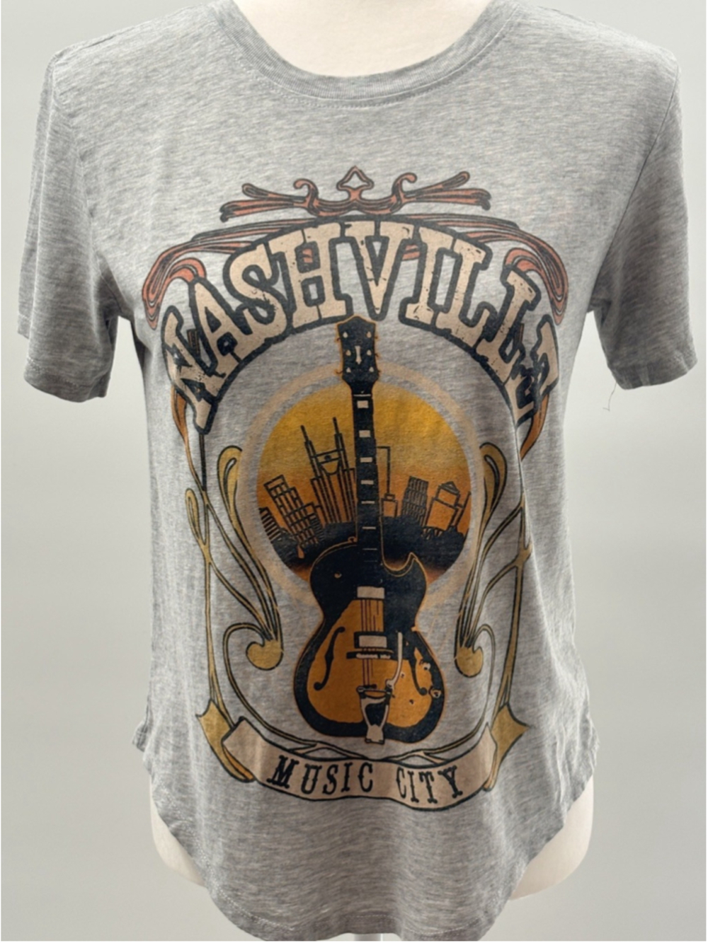 Nashville Music City T Shirt Womens Medium Heather Grey Guitar Graphic Tee VTG